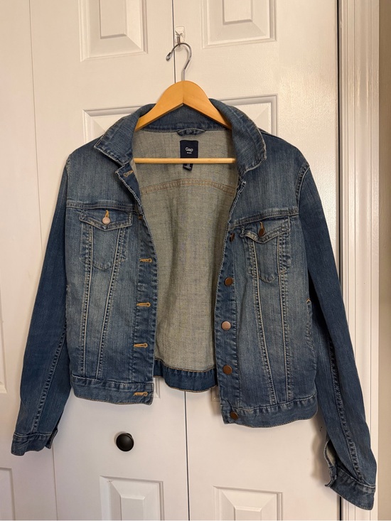 GAP Jackets & Blazers - Gap 1969 Medium Wash Denim Jacket Size Medium